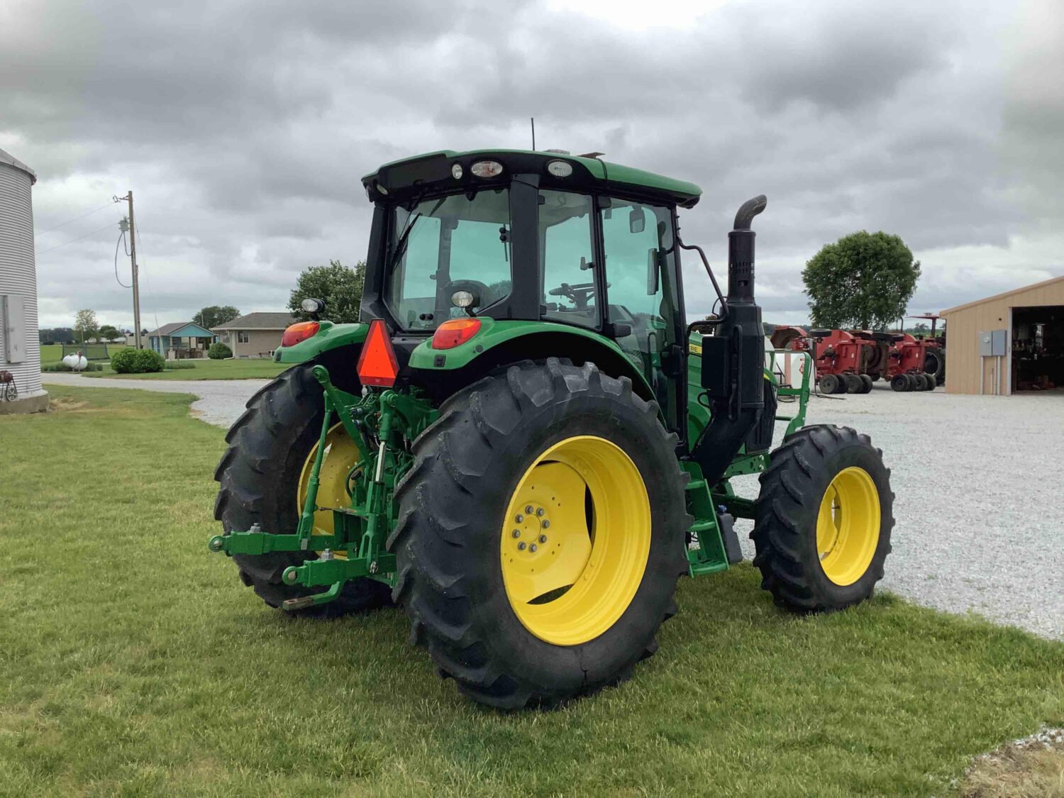 2. 2022 John Deere 6110M MFWD Tractor 2 (4)