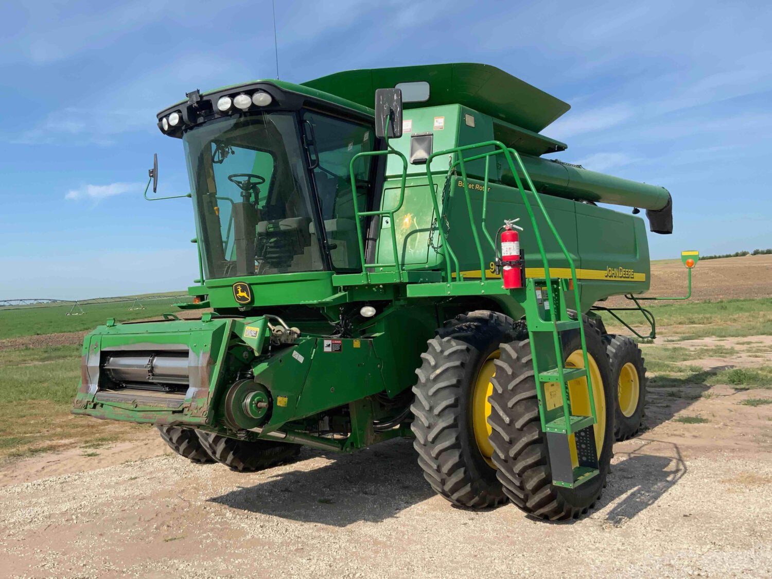 2006 John Deere 9660 STS 2WD Combine (1)