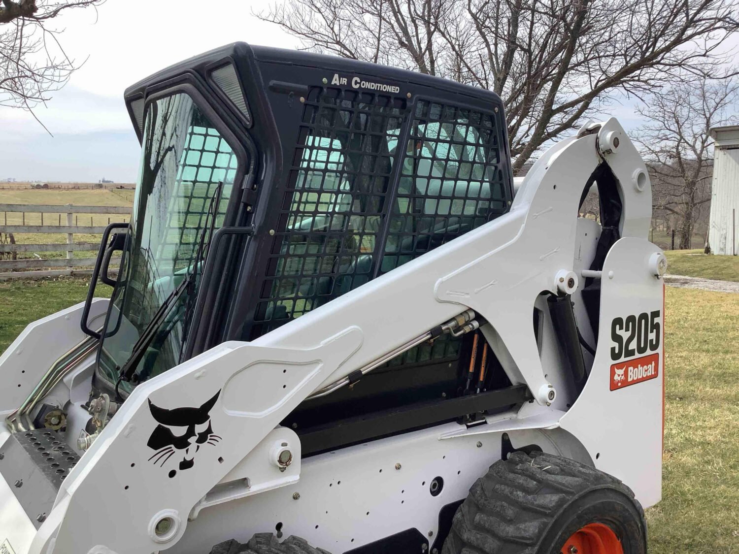 2008 Bobcat S205 Skid Steer (14)