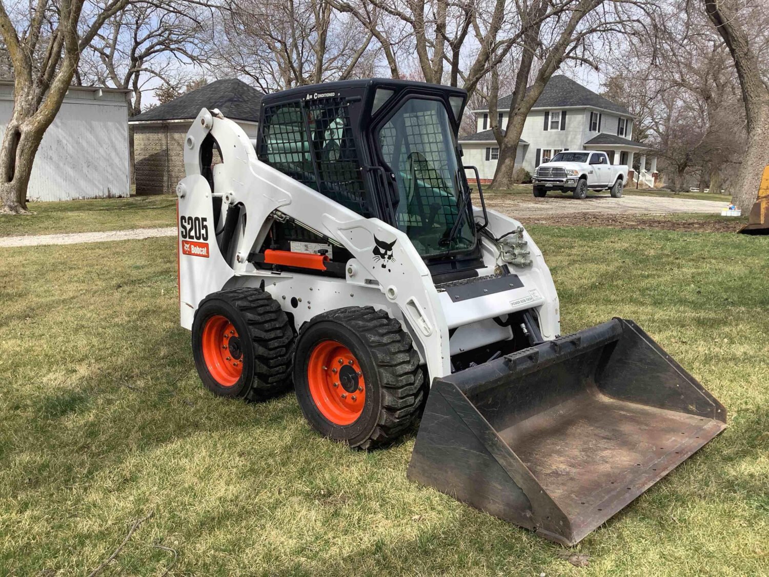 2008 Bobcat S205 Skid Steer (8)