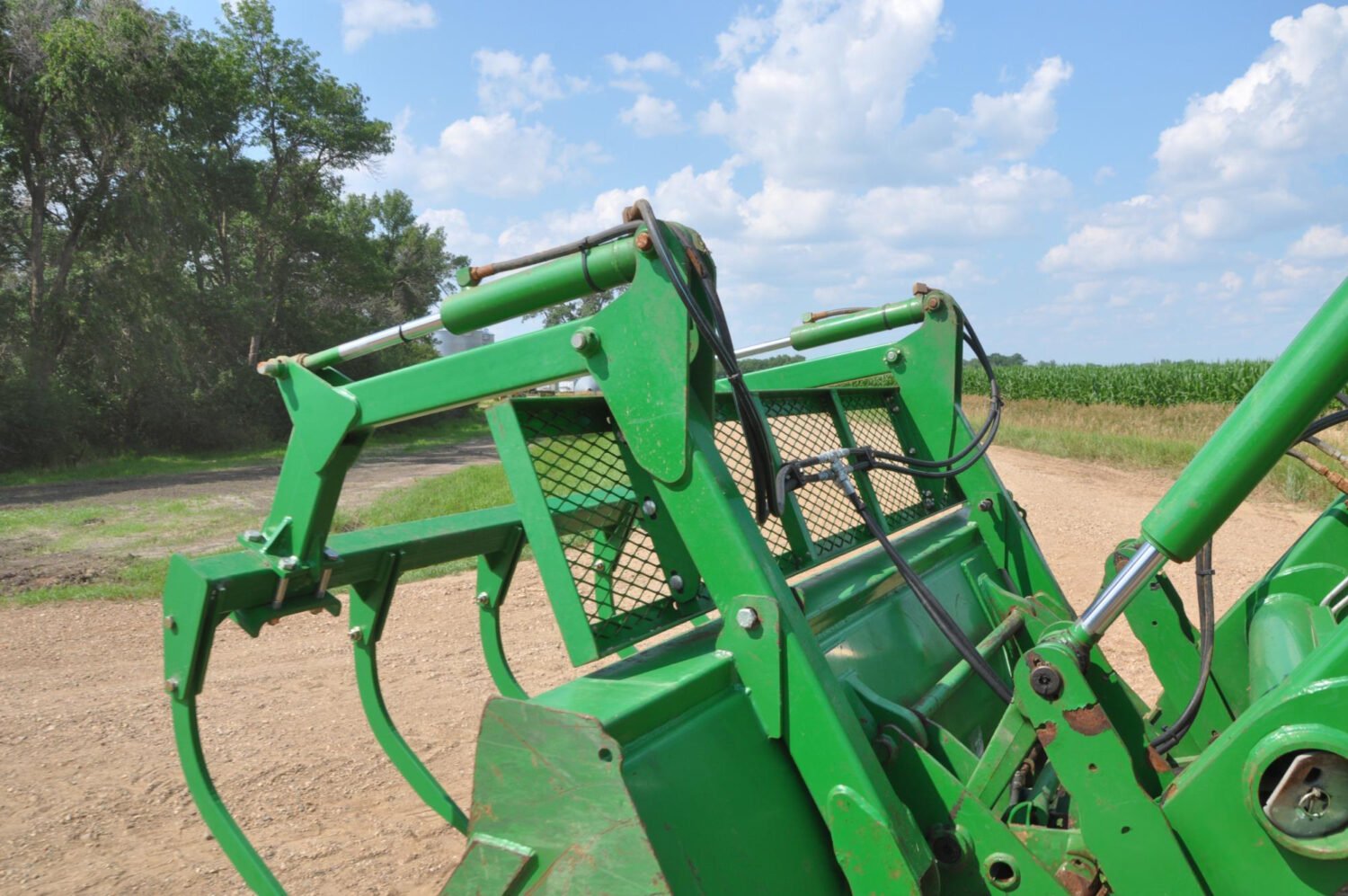 2009 John Deere 7430 Premium MFWD Tractor (42)