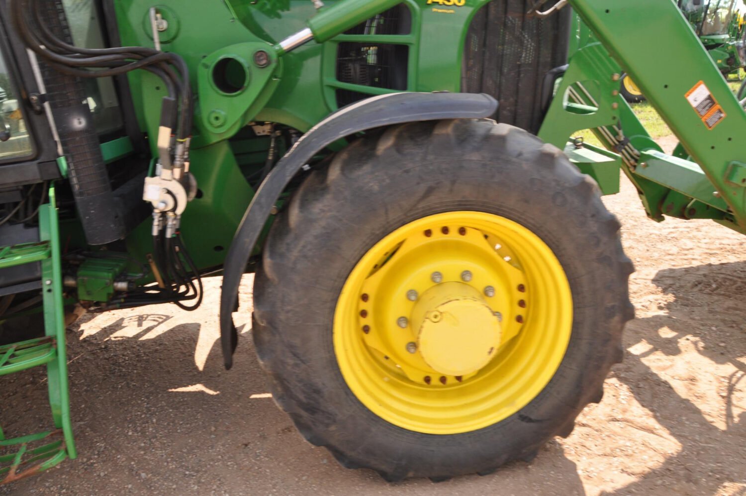 2009 John Deere 7430 Premium MFWD Tractor (72)