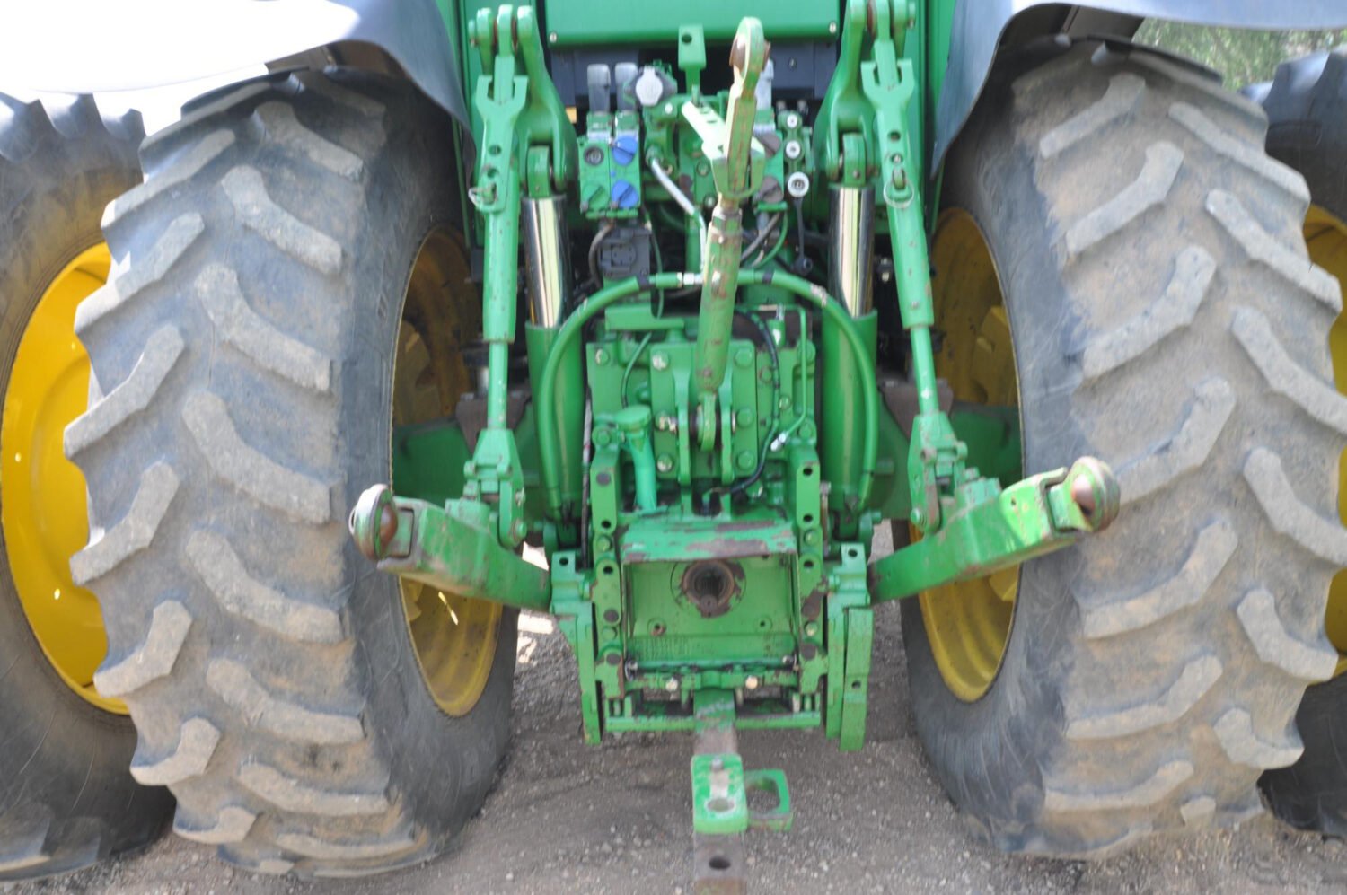 2009 John Deere 7430 Premium MFWD Tractor (9)