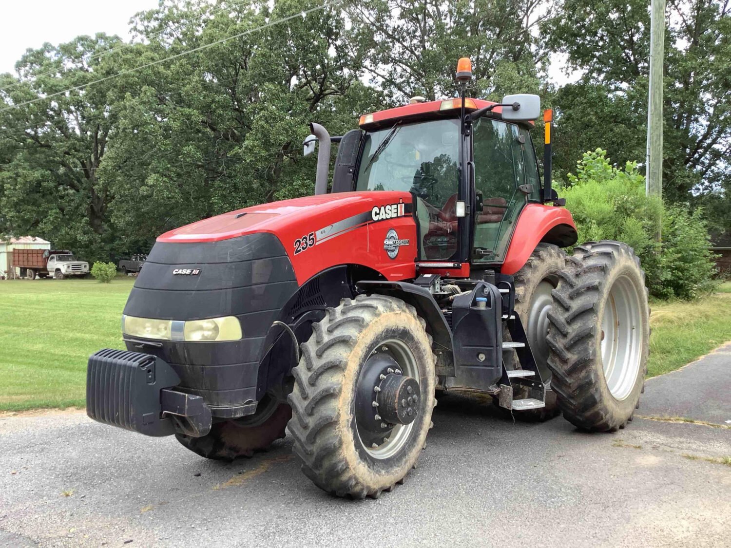 2013 Case IH Magnum 235 MFWD Tractor (1)