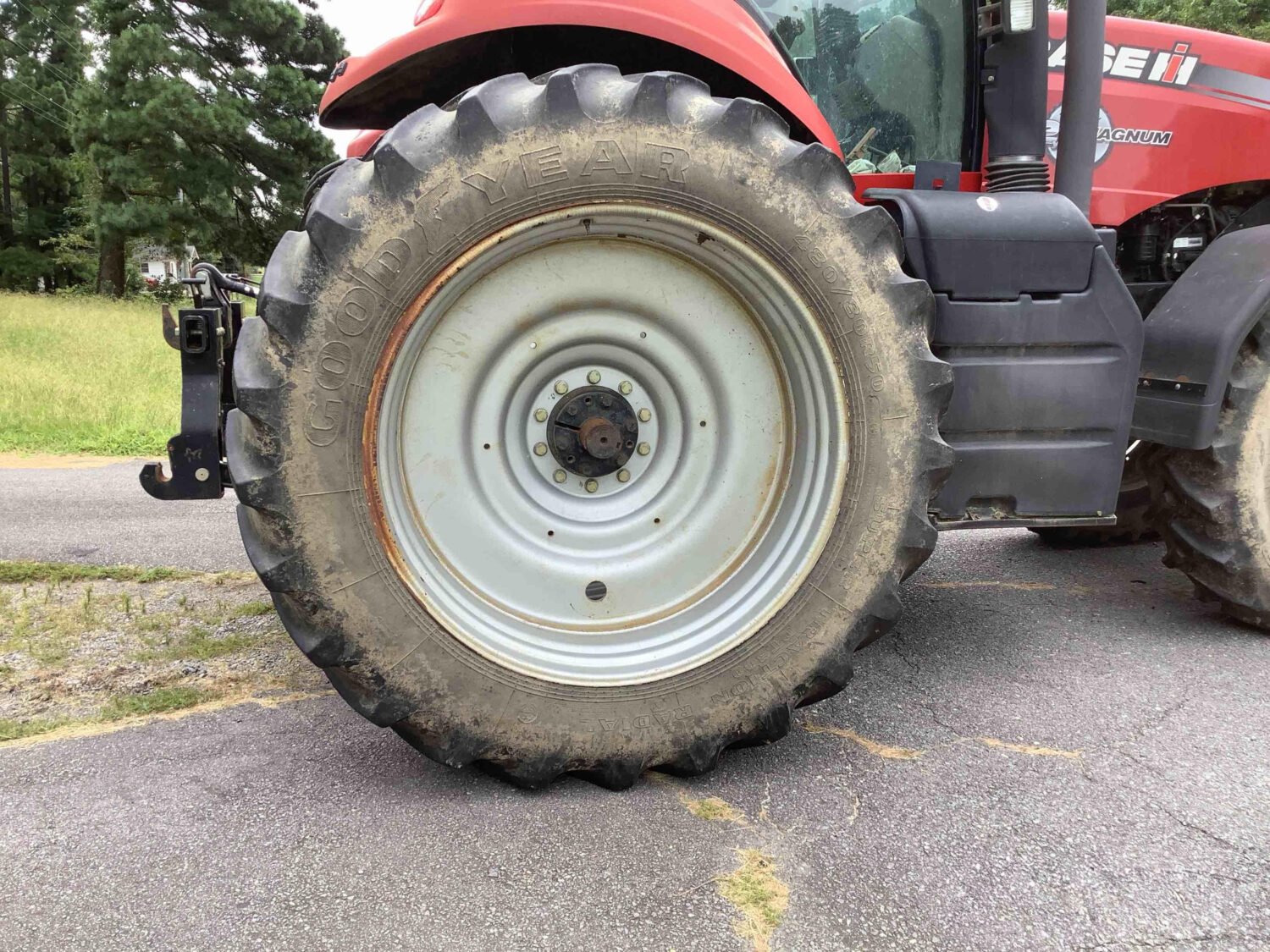 2013 Case IH Magnum 235 MFWD Tractor (29)