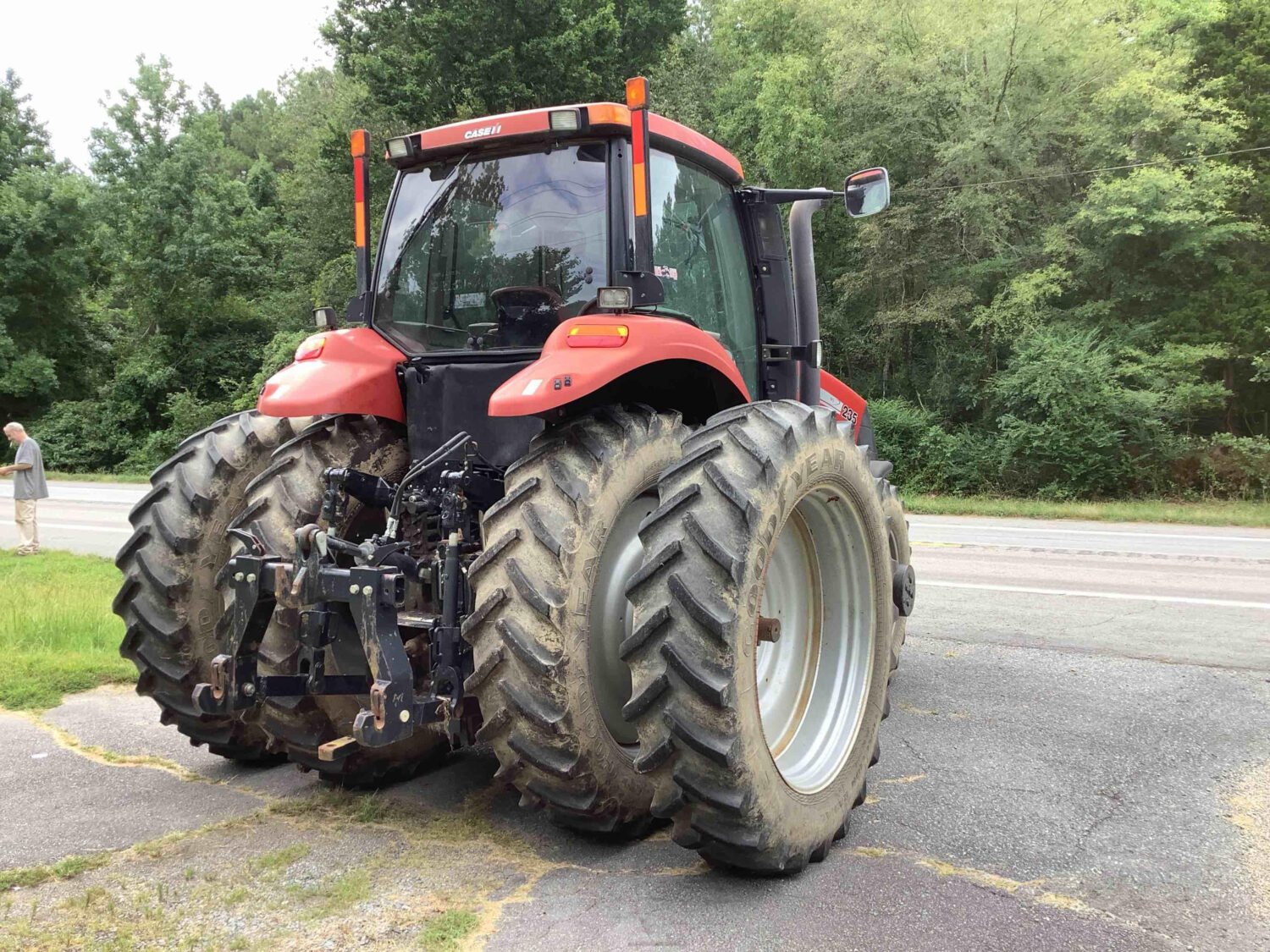 2013 Case IH Magnum 235 MFWD Tractor (5)