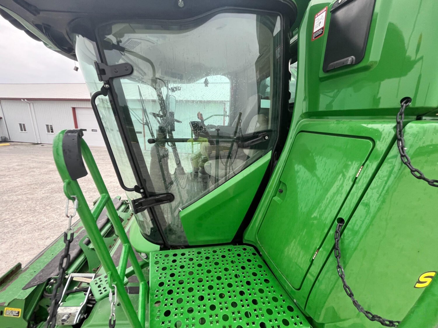 2014 John Deere S660 4WD Combine (138)