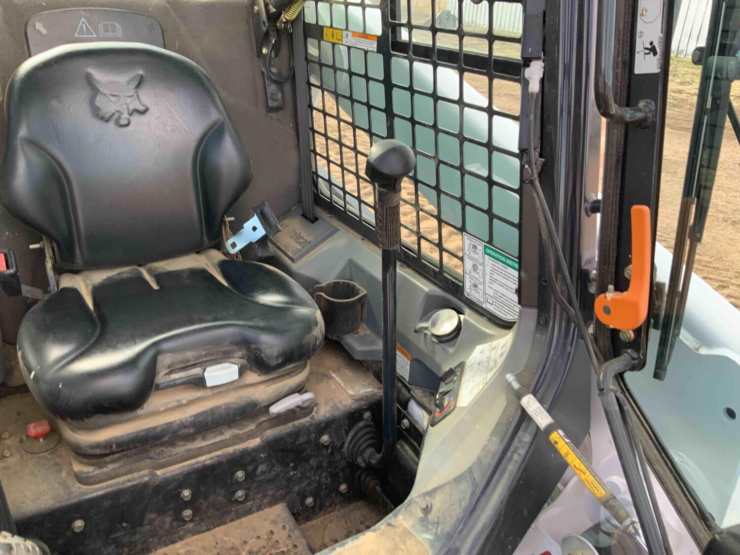 2015 Bobcat S650 Skid Steer (55)