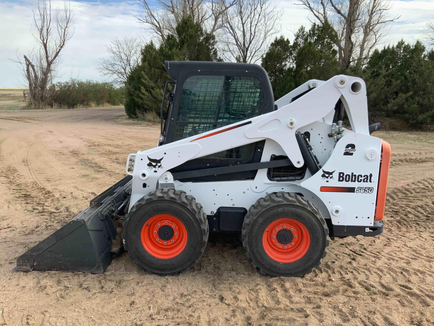 2015 Bobcat S650 Skid Steer (9)