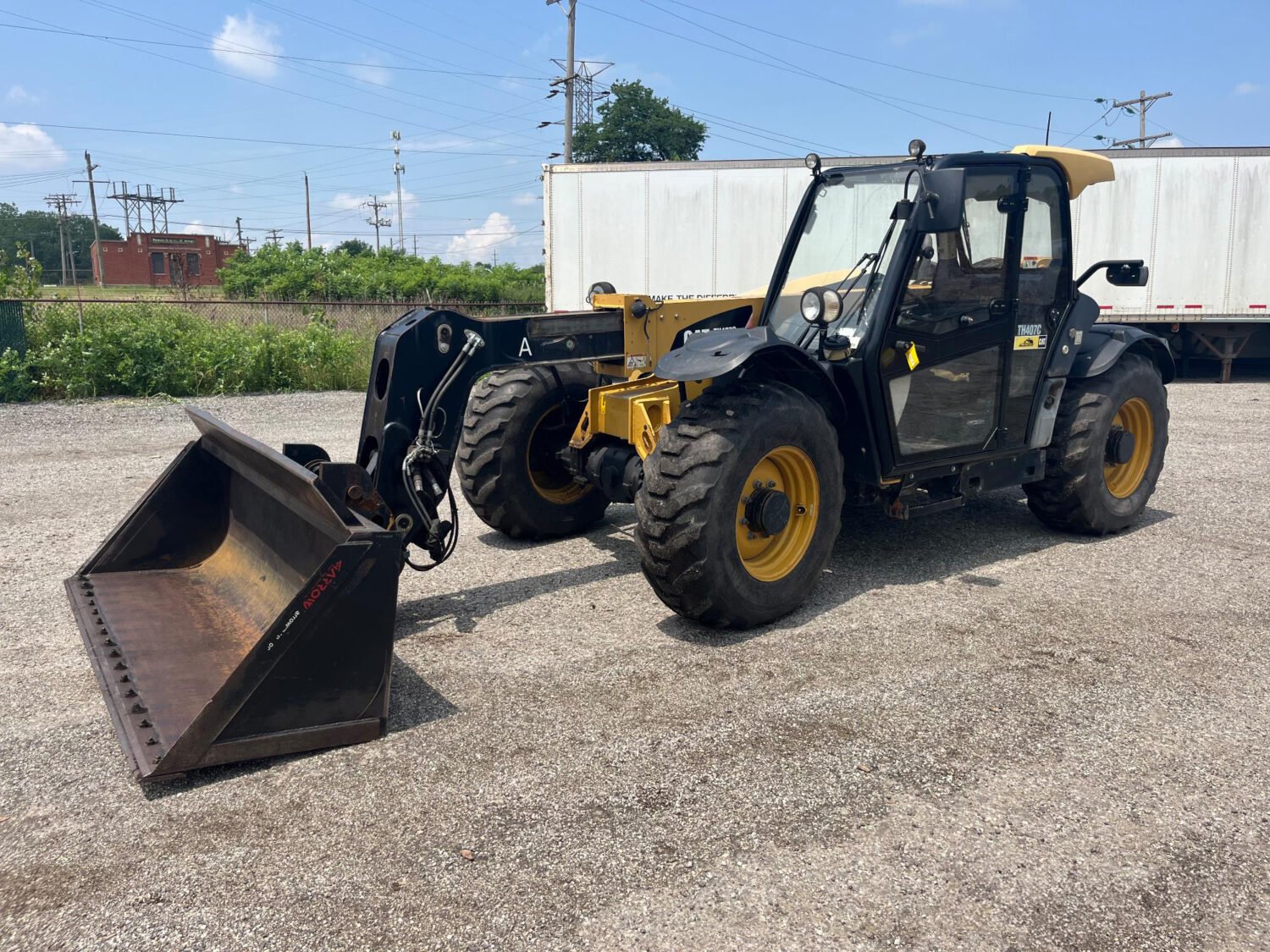 2015 Caterpillar TH407C 4x4x4 Telehandler (1)