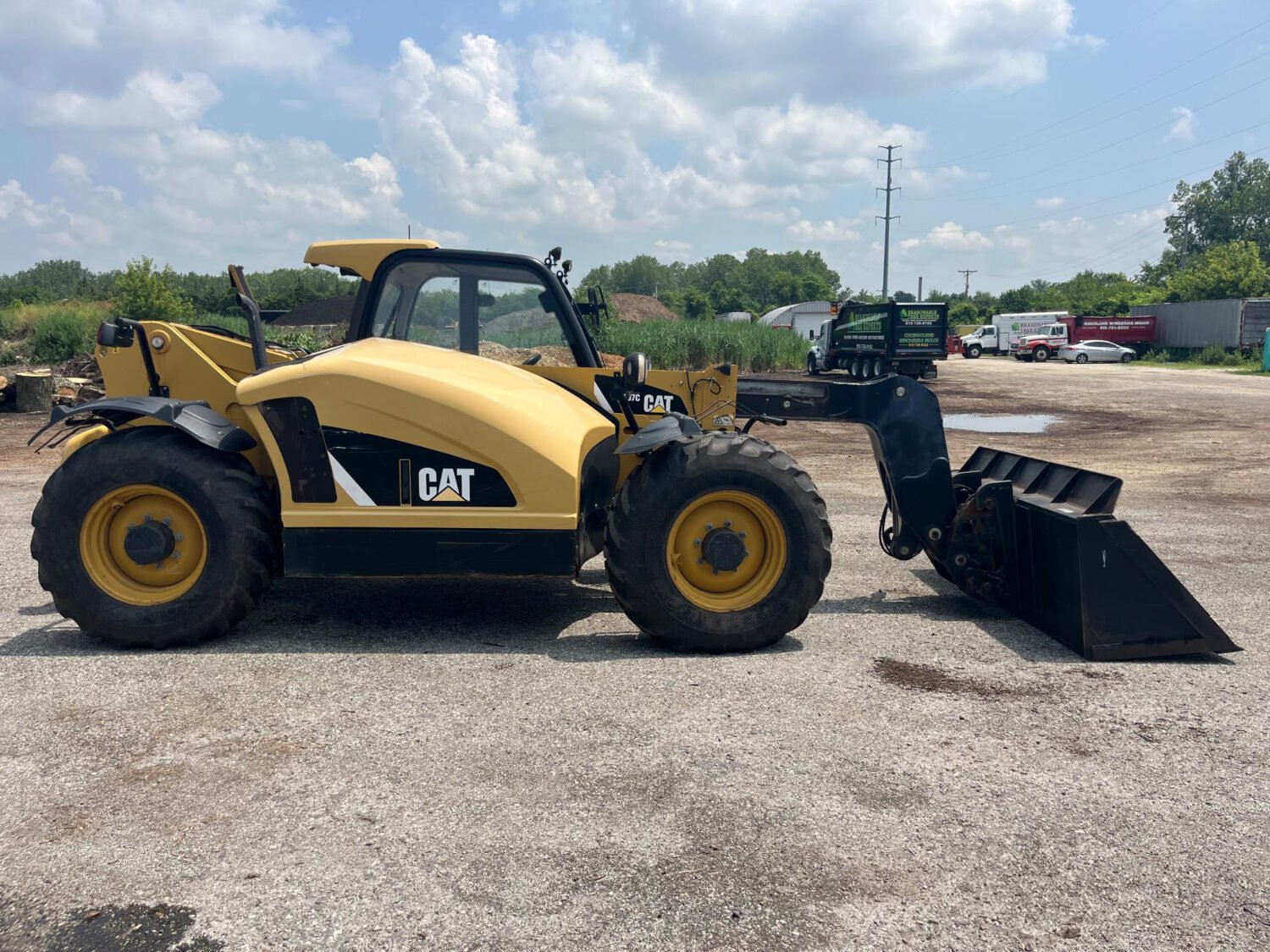 2015 Caterpillar TH407C 4x4x4 Telehandler (4)