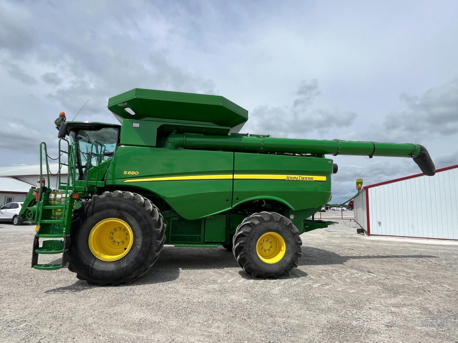 2015 John Deere S680 4WD Combine (9)