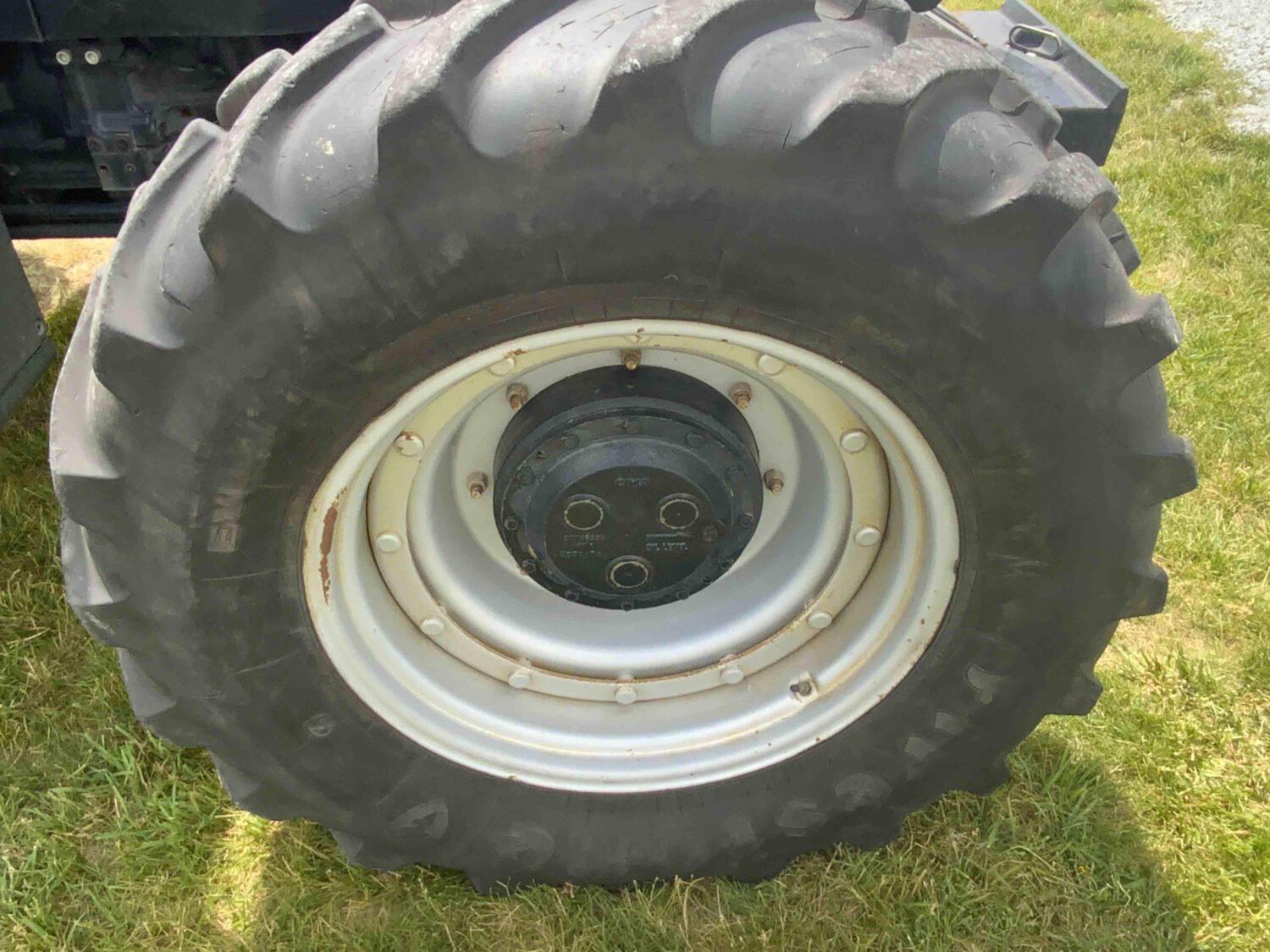 2018 Case IH Maxxum 115 MFWD Tractor (47)