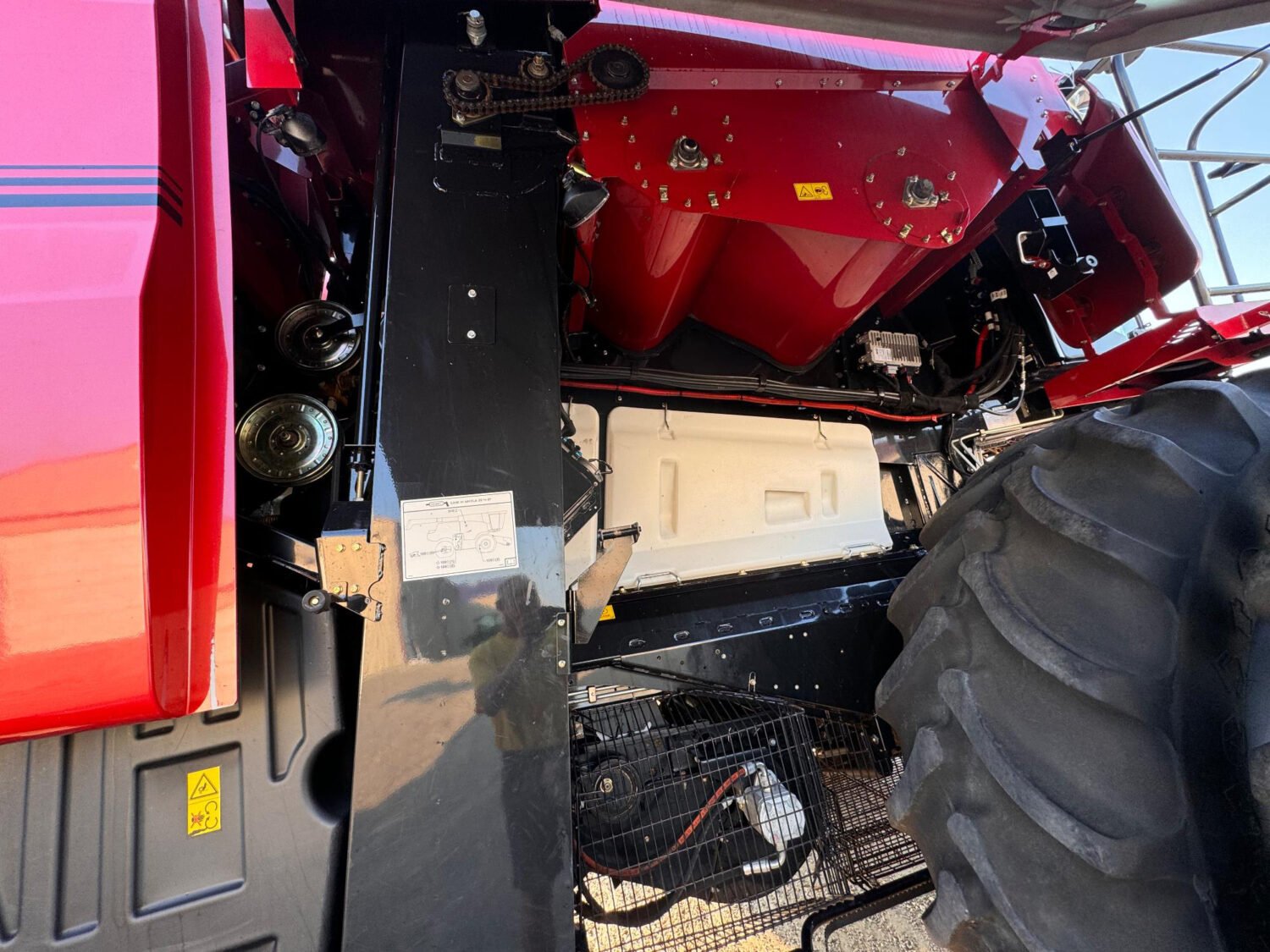 2019 Case IH 8250 2WD Combine (29)