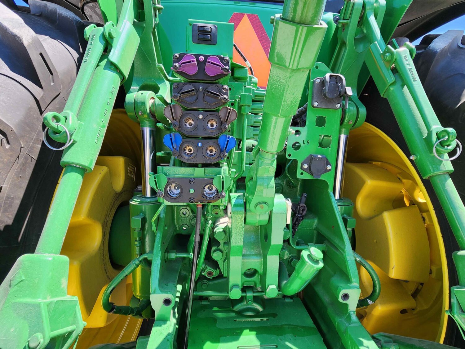 2018 John Deere 8370R (57)