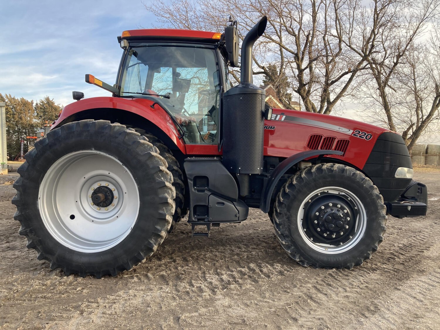 caseih220magnummfwdtractor_edb4aabb58a04dc6883b00b172dabaad-ra